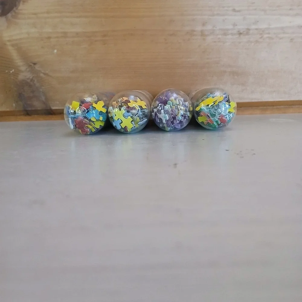 Lot of 4‎ -150 piece Micro Mini Puzzles- Tubes- Classic Art Paintings Spain! ZB3
